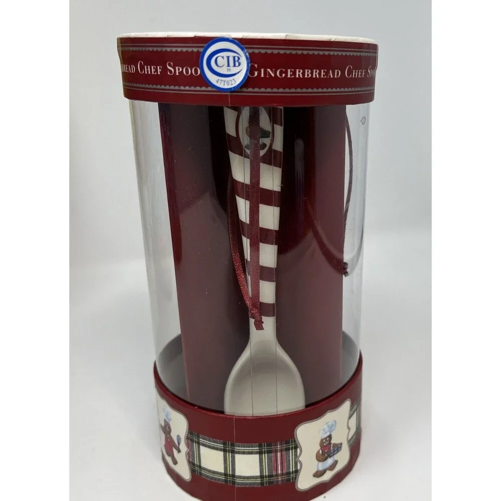 Williams Sonoma Gingerbread Chef Spoons Set of 4 NIB 2009 *READ